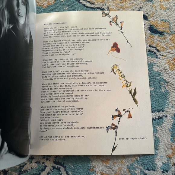 Taylor Swift Reputation Volume 1 Album Magazine NO POSTER NO CD Target - Picture 6 of 7